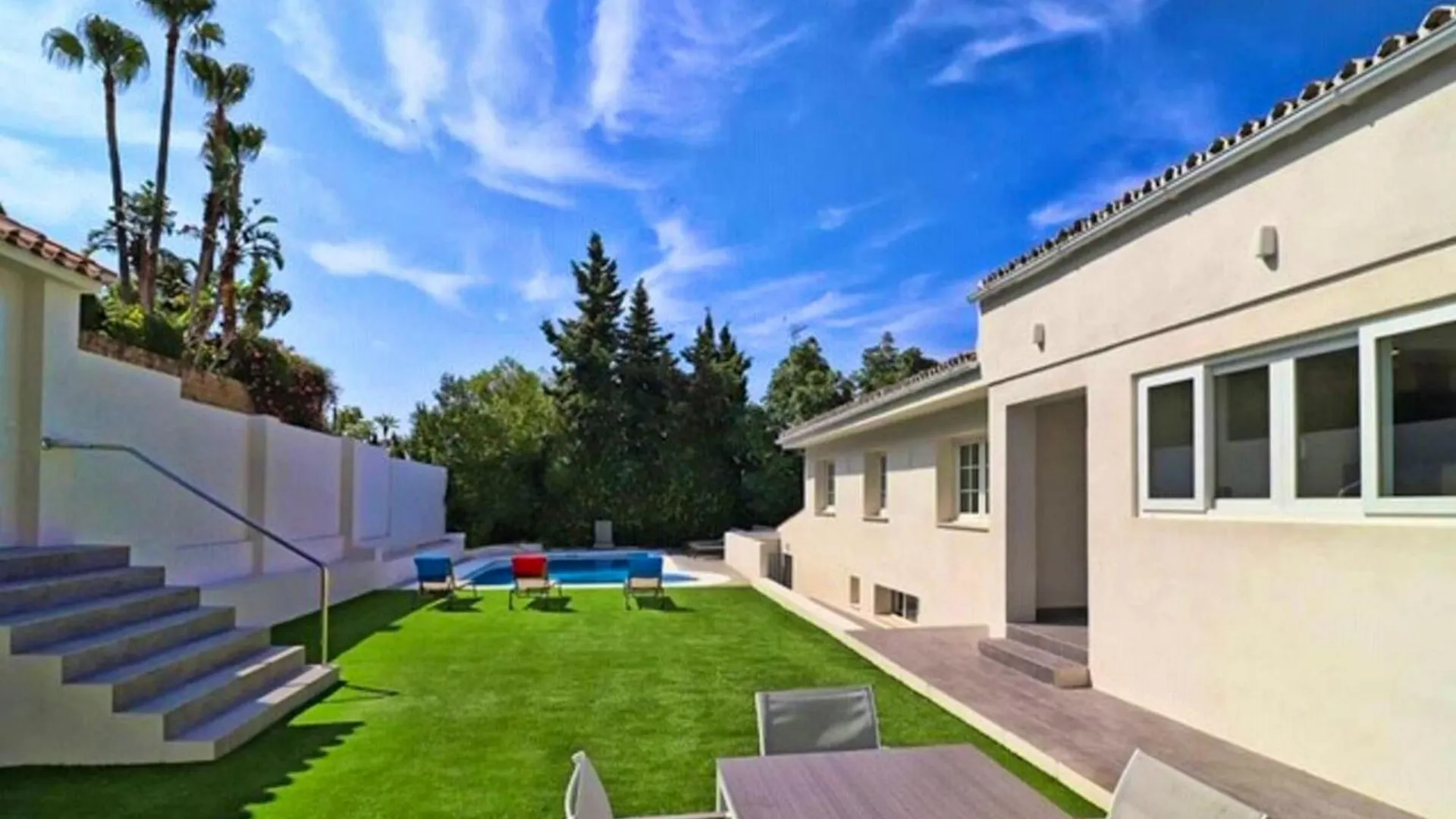 Welcoming Chalet In Marbella With Pool And Air Conditioning Villa 0*,