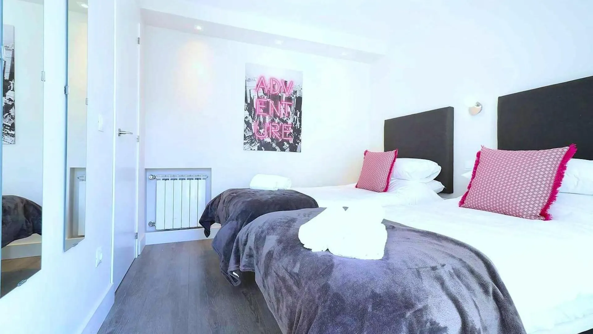 Welcoming Chalet In Marbella With Pool And Air Conditioning Villa