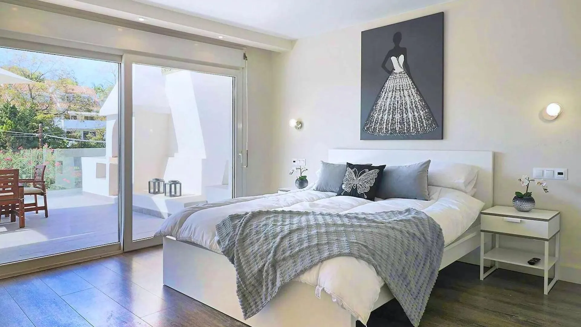 Welcoming Chalet In Marbella With Pool And Air Conditioning Villa